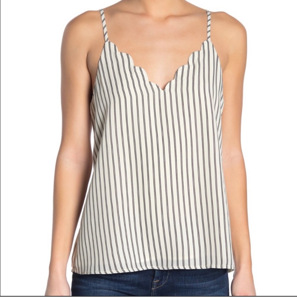 Socialite Scalloped V-Neck Camisole Stripe Print Small